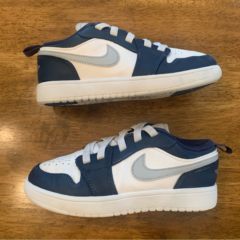 Nike Jordan 1 Low Alt Navy/White Kids Sneakers | Size 1Y